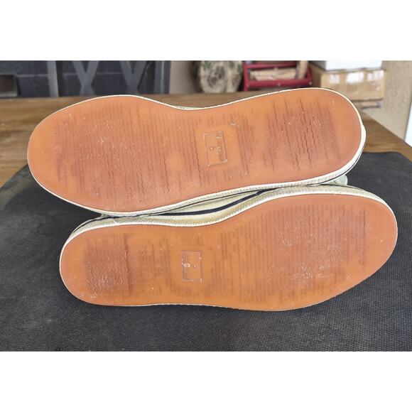West Marine Sailing Boots Size 9 Ice Blue Deck Boot Anti  display picture 3